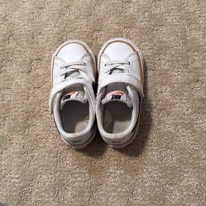 Toddler Nike court